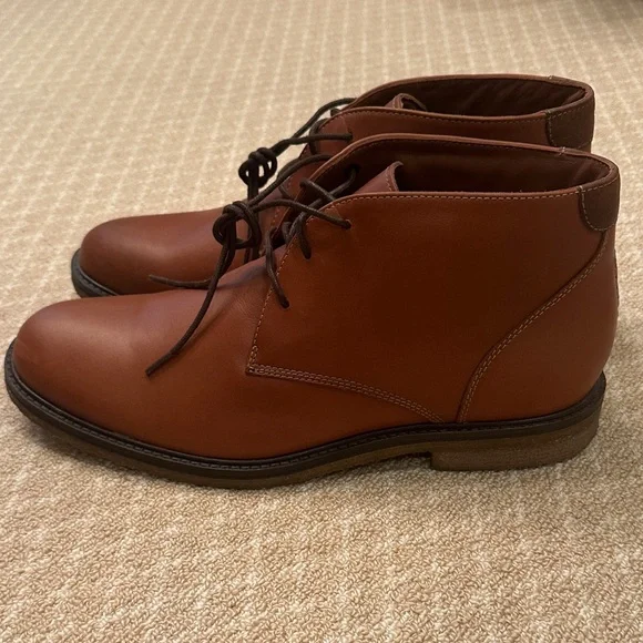 Classic Brown Chukka Boots for Men - Picture 6 of 8